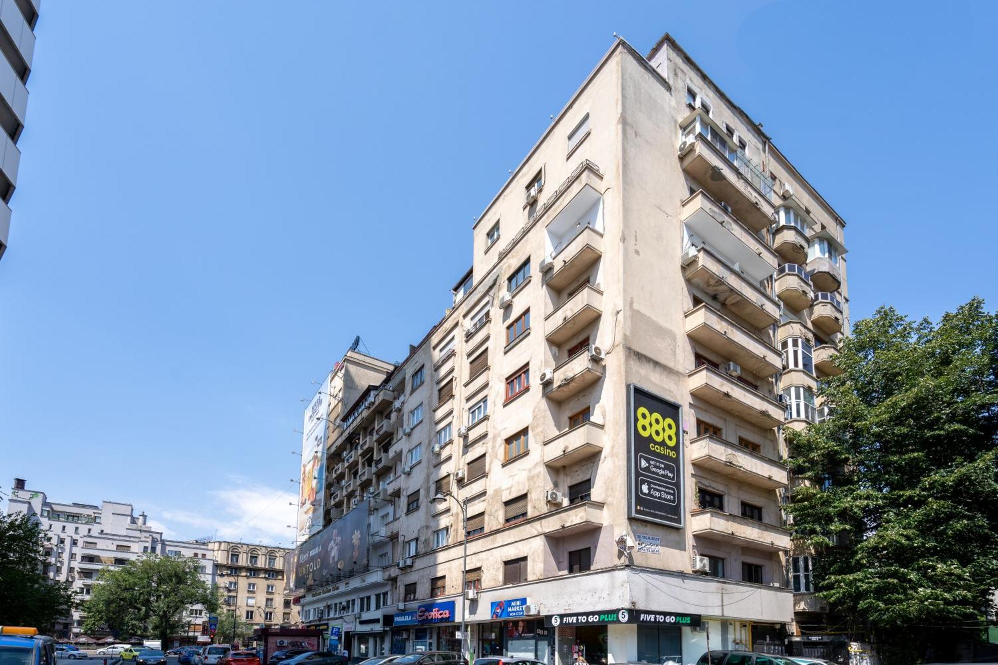 Downtown By Urbanesq Apartment Bucharest Exterior photo